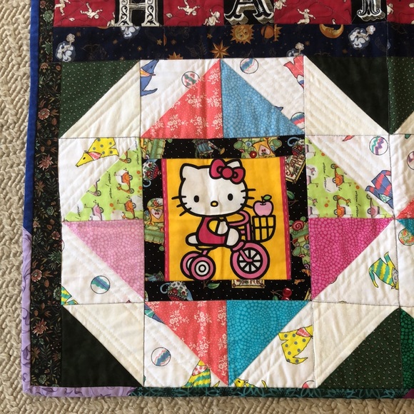 NWOT HELLO KITTY handmade child’/baby/crib quilt - Picture 4 of 8